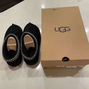 UGG Tasman slipper